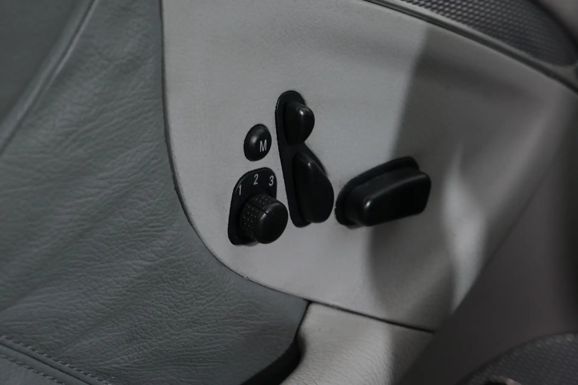 Mercedes-Benz CLK 200 K Avantgarde Aut. 28