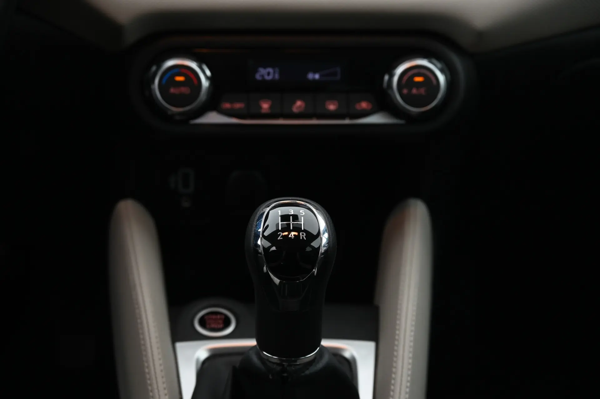 Nissan Micra 1.0 IG-T Acenta 19