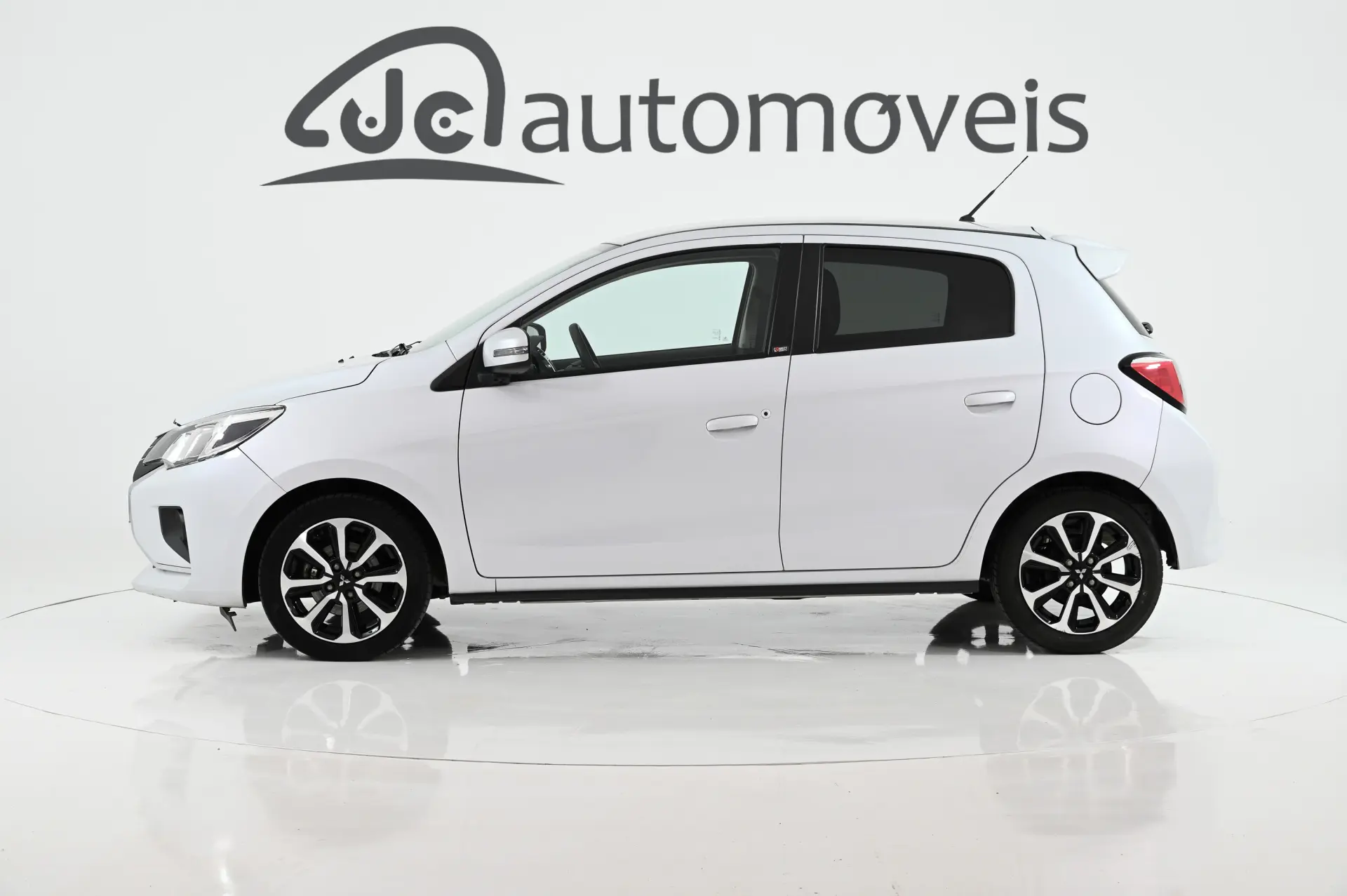 Mitsubishi Space Star 1.2 Connect Edition CVT 7