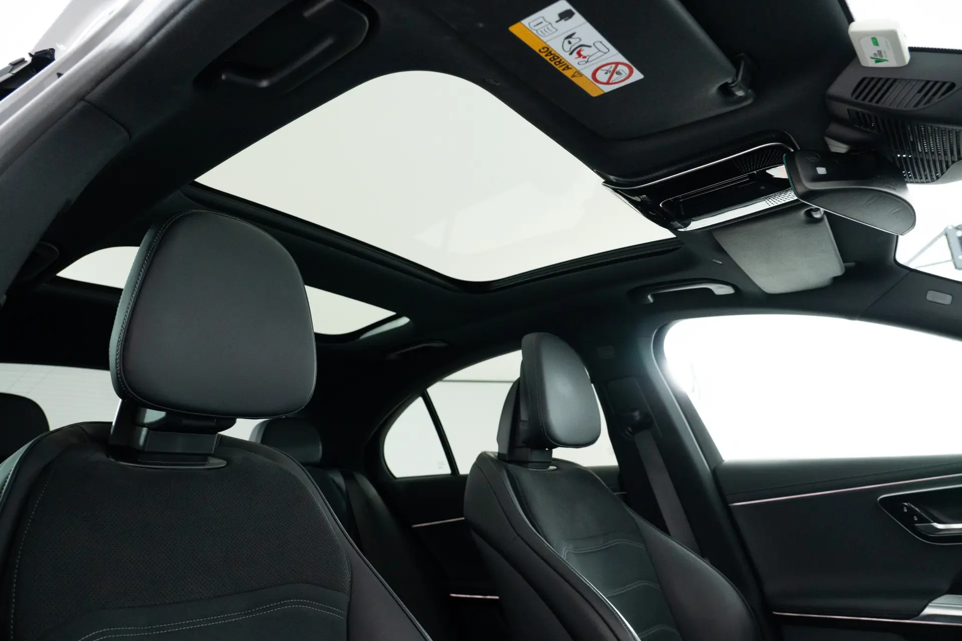 Mercedes-Benz E 300 e 33