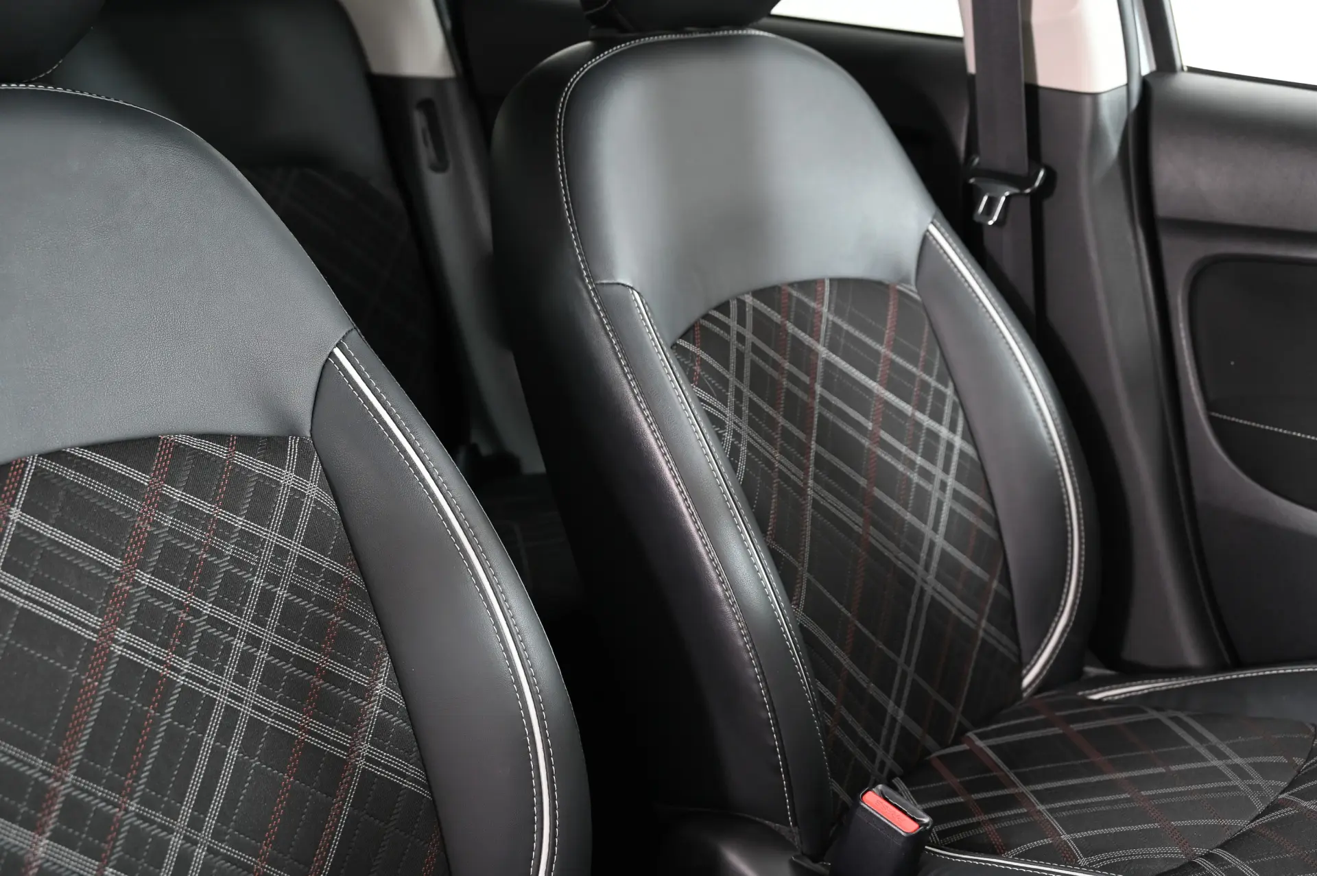 Mitsubishi Space Star 1.2 Connect Edition CVT 29