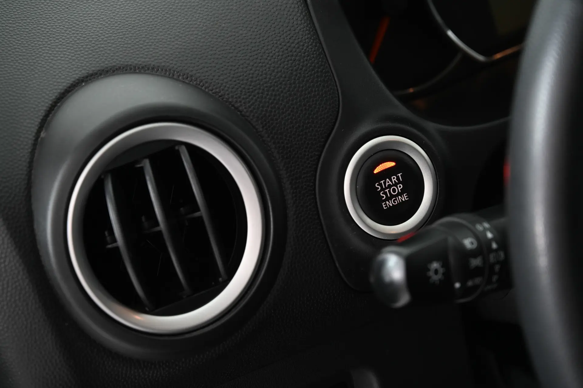 Mitsubishi Space Star 1.2 Connect Edition CVT 31