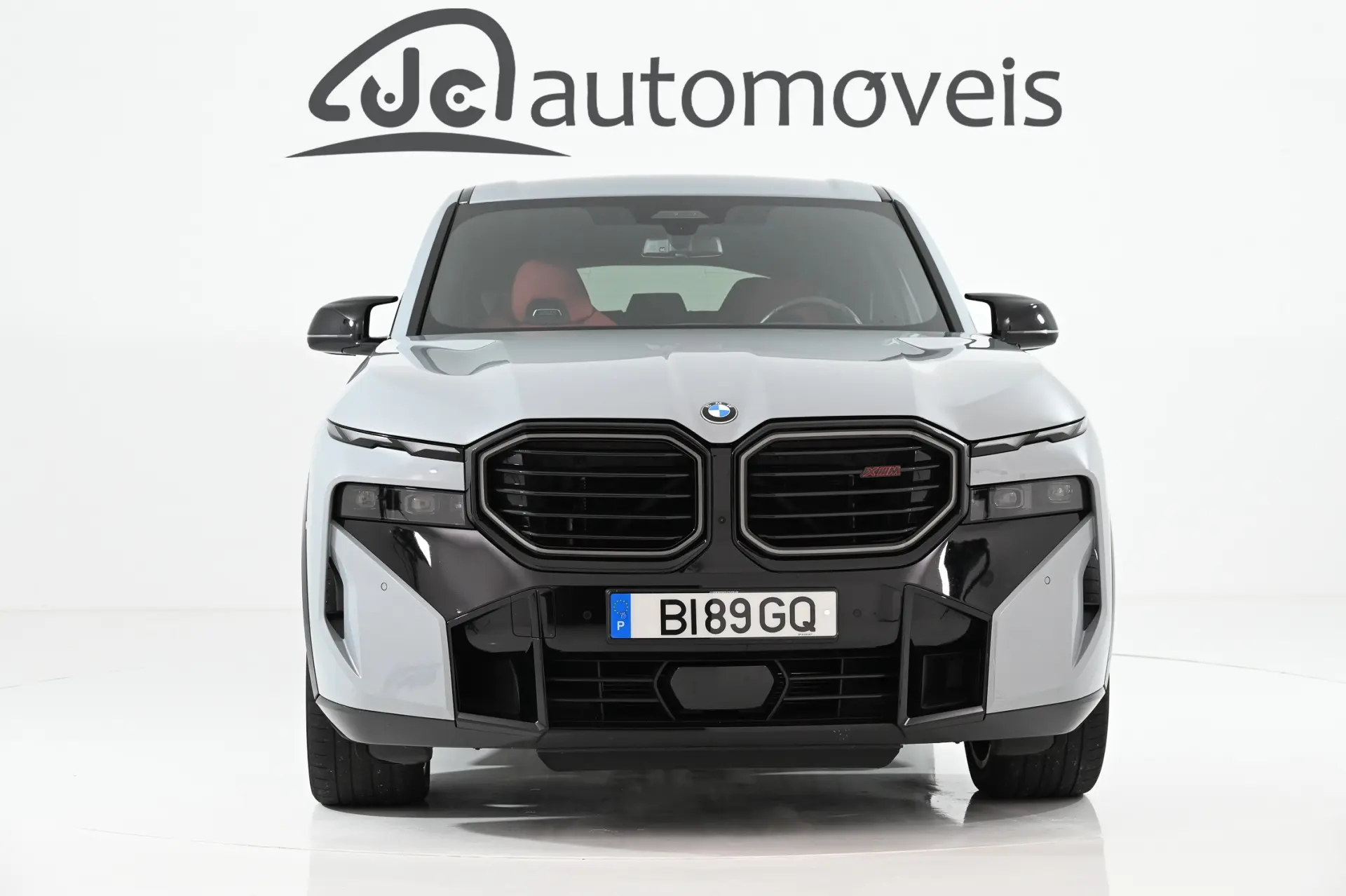 BMW XM Label Red 5