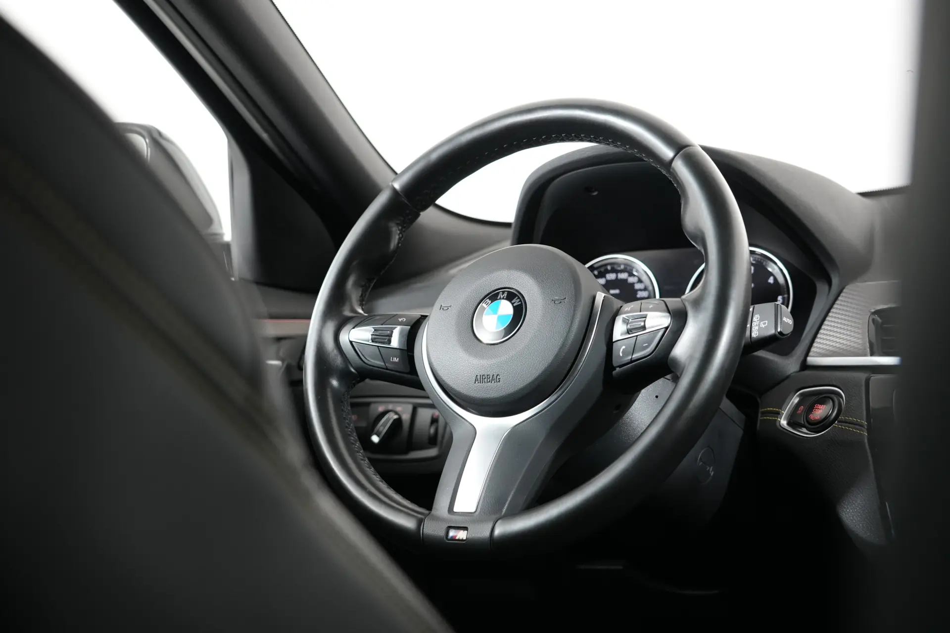 BMW X2 16 d sDrive Auto Pack M 37