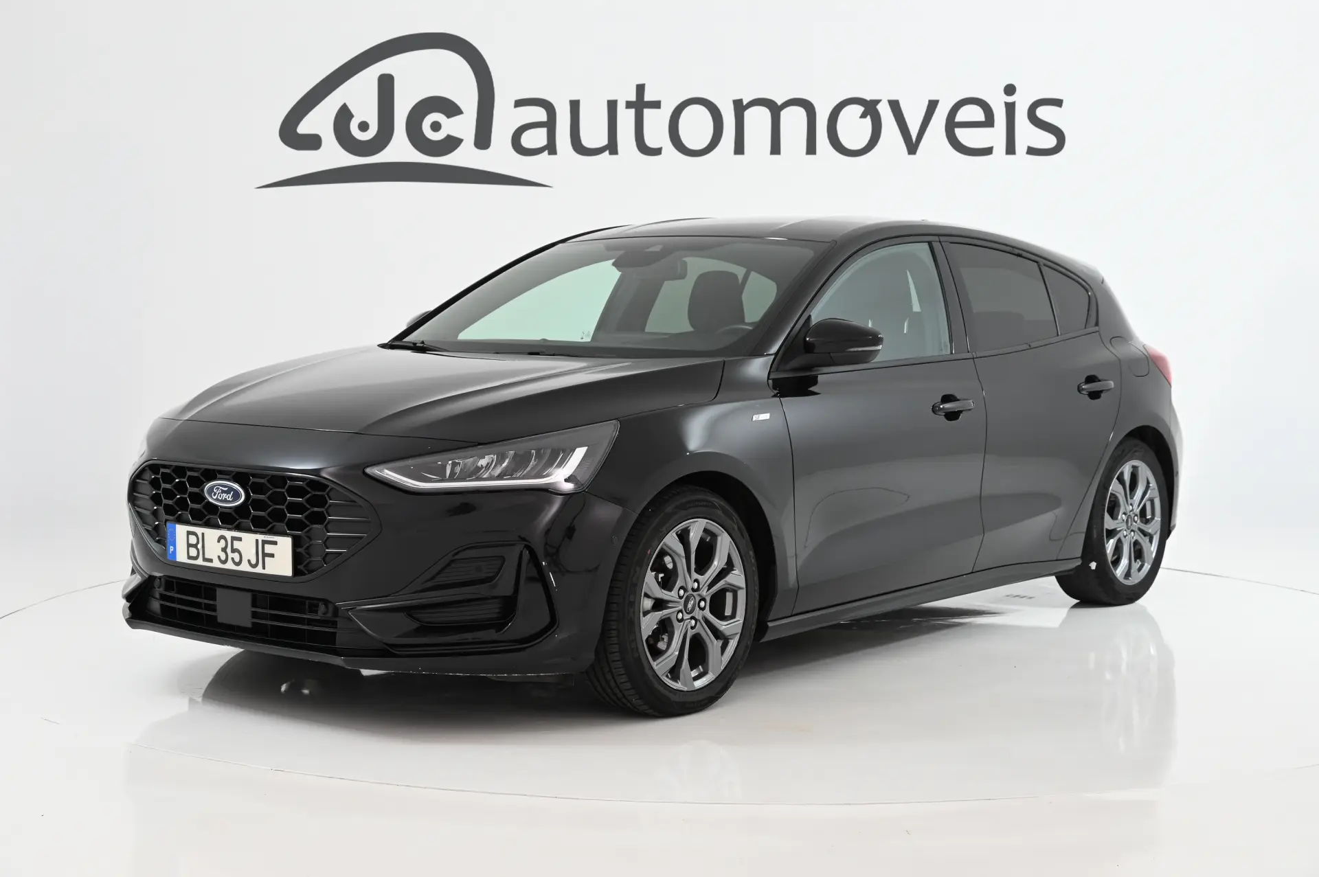 Ford Focus 1.0 EcoBoost MHEV ST-Line Aut. 26