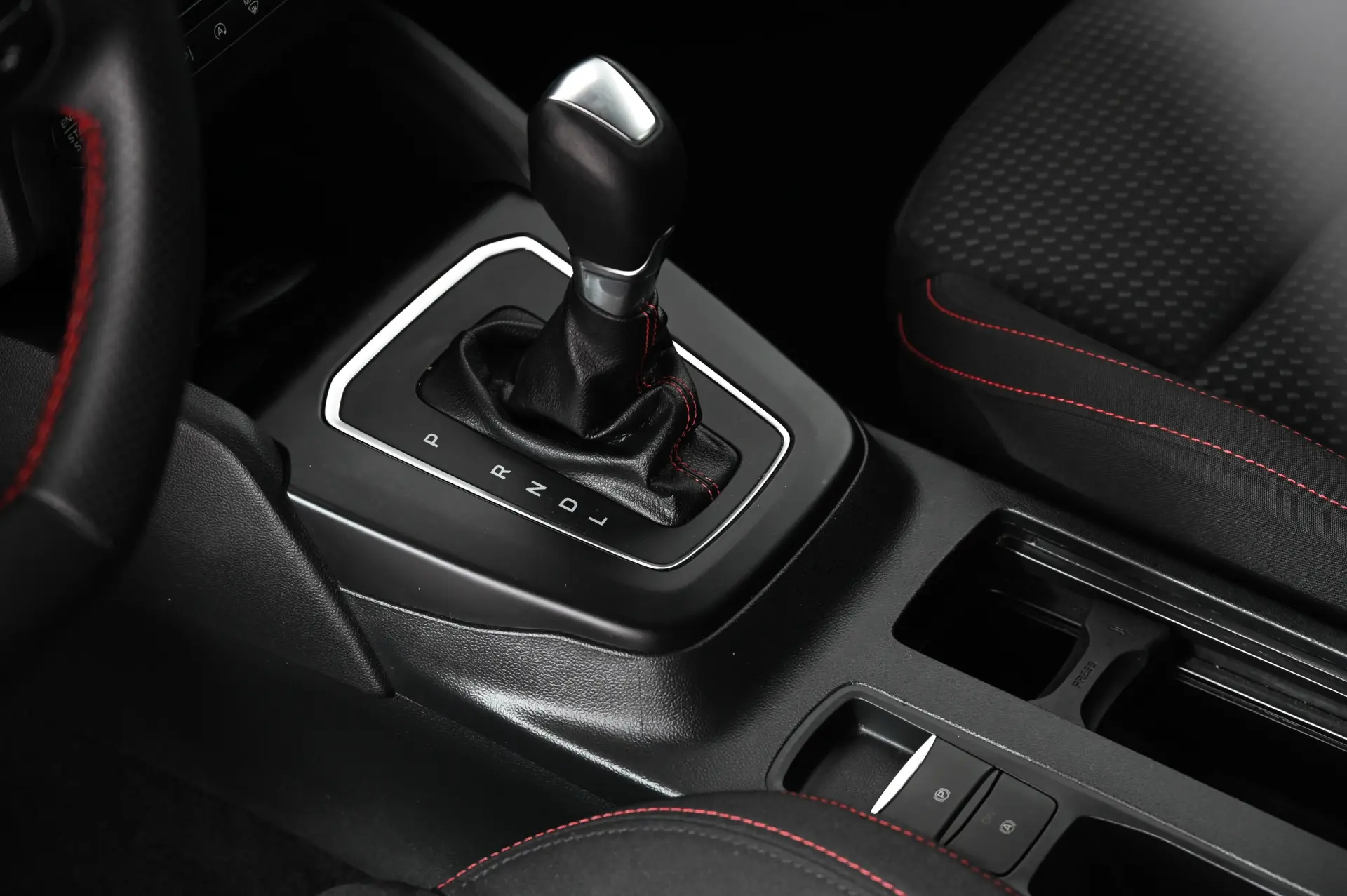 Ford Focus 1.0 EcoBoost MHEV ST-Line Aut. 21