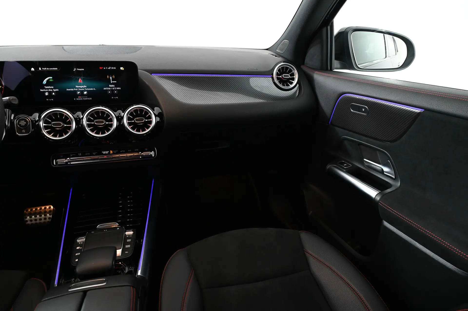 Mercedes-Benz GLA 200 AMG Line 15