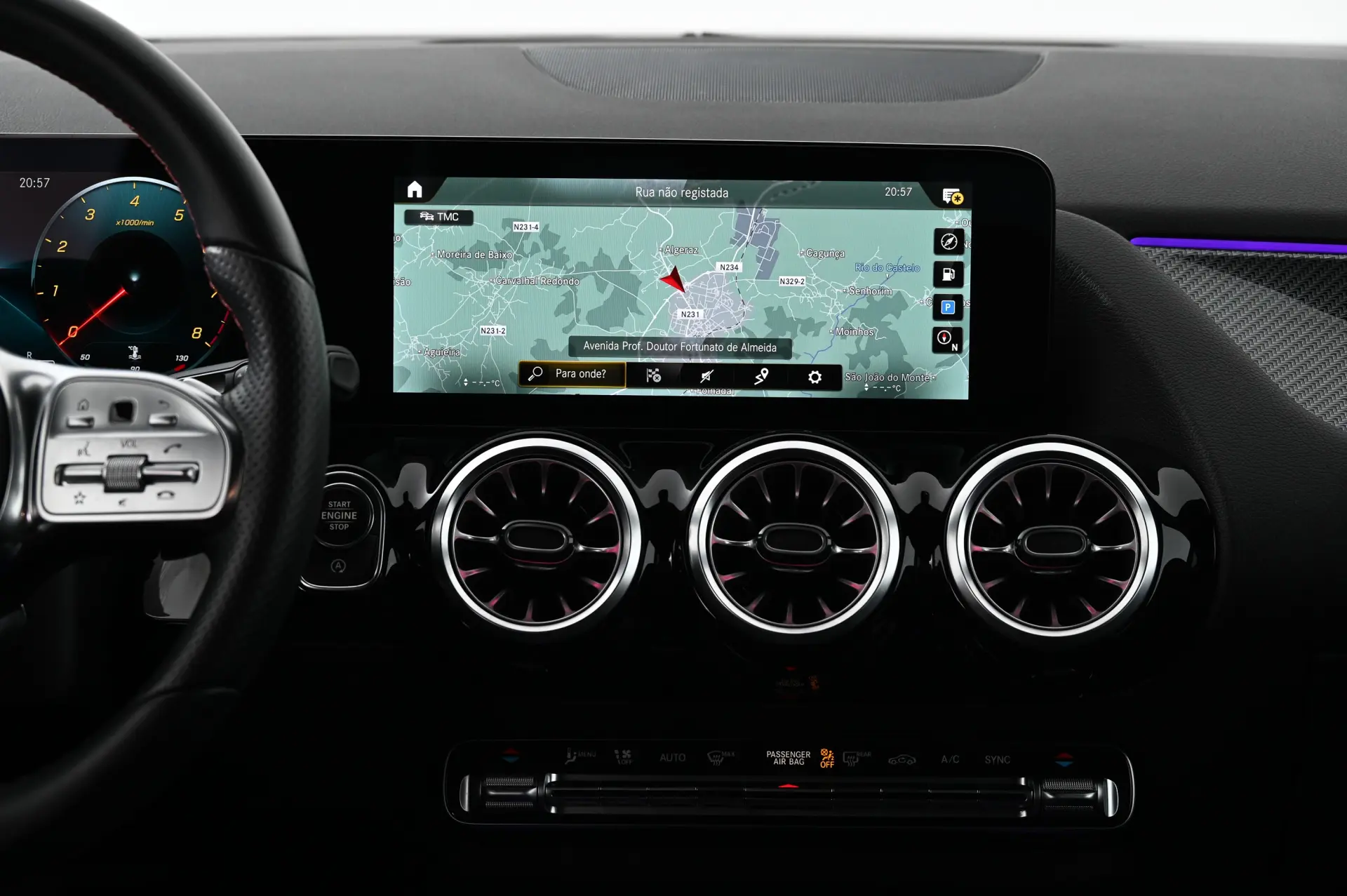 Mercedes-Benz GLA 200 AMG Line 19