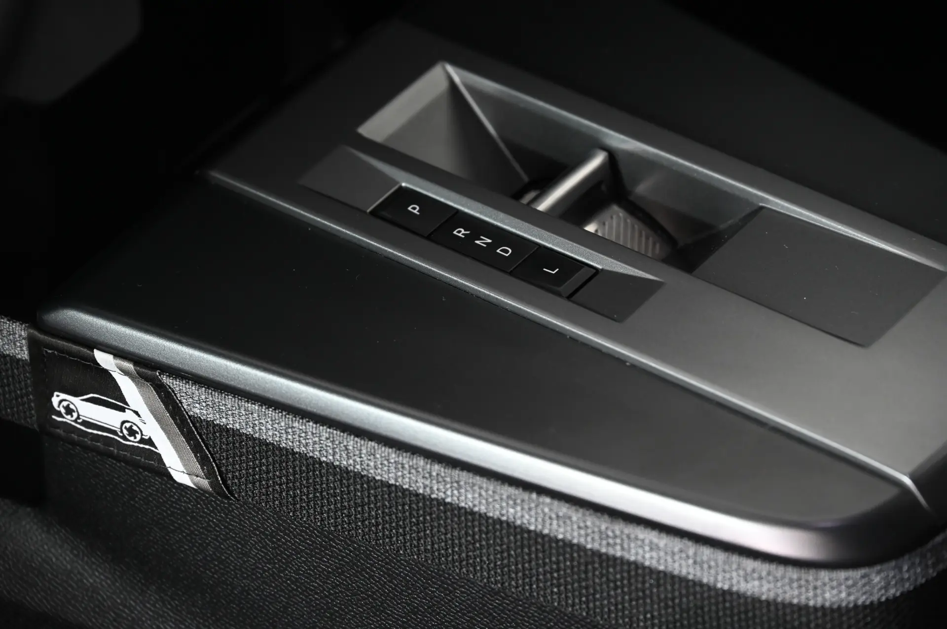 Opel Frontera 1.2 Hybrid GS eDCT 23