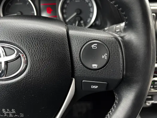 Toyota Auris 1.4 D-4D Comfort 14