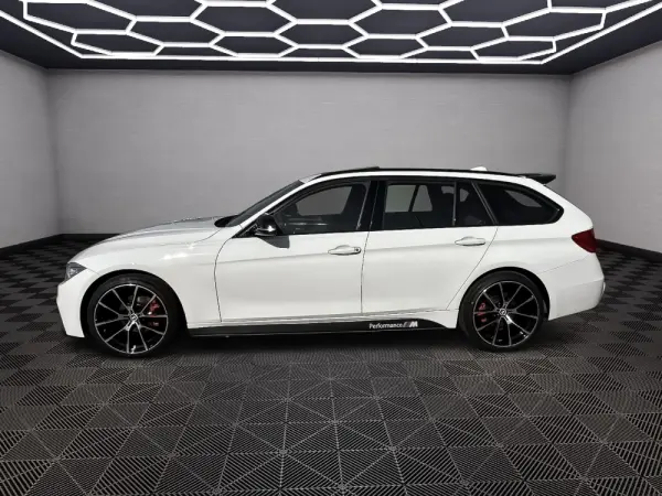 BMW 318 d Pack M 3