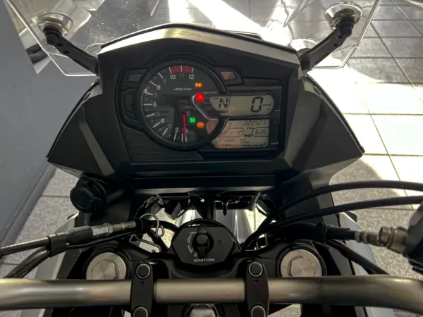 Suzuki v-strom 650 7