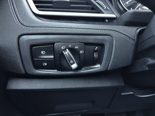 BMW 225xe Active Tourer Line Sport 14