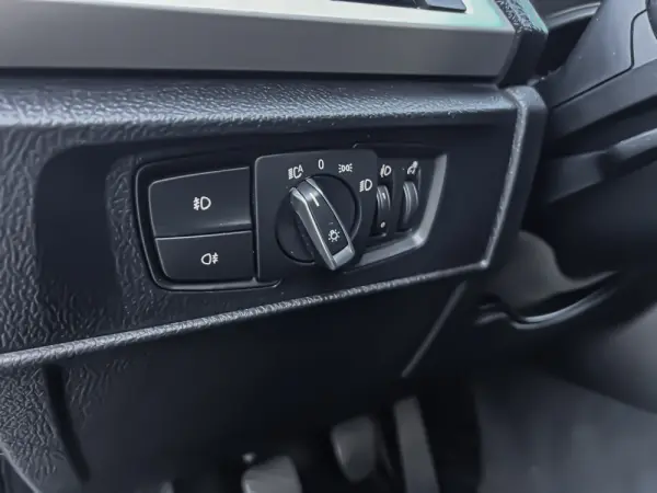 BMW 116 d Line Urban 9