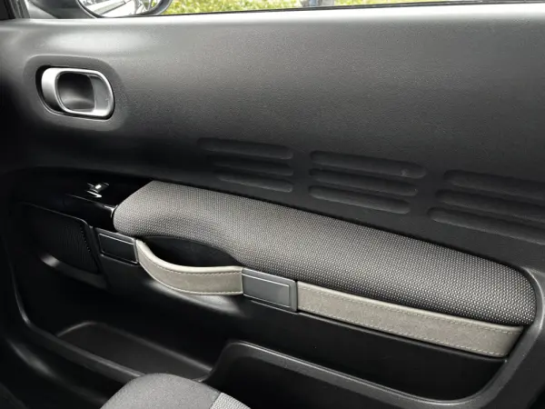 Citroën C4 Cactus 1.6 e-HDi Shine ETG6 19