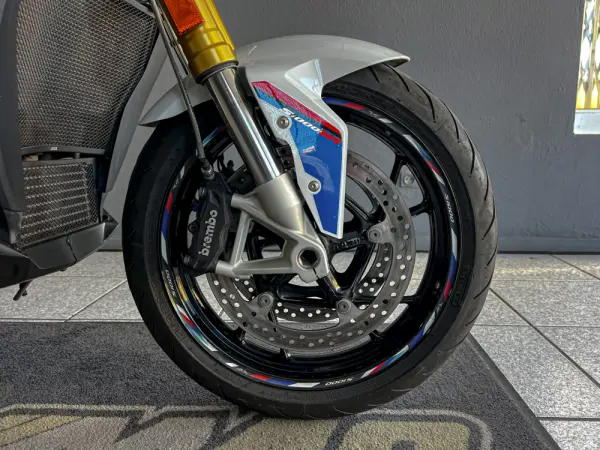 BMW S 1000 XR Pack M 12