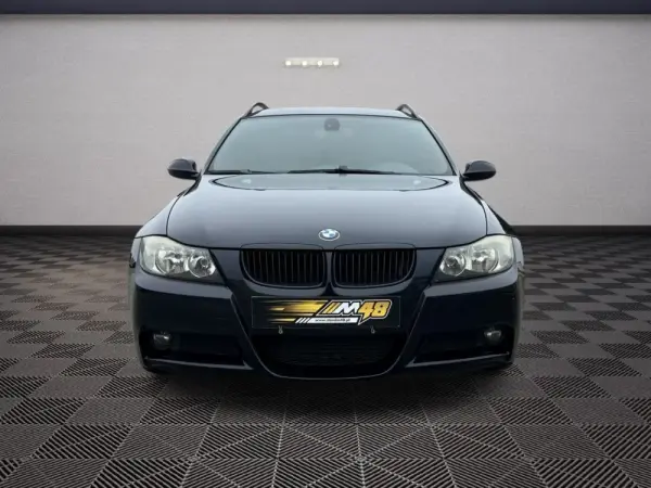 BMW 320 Outro 2