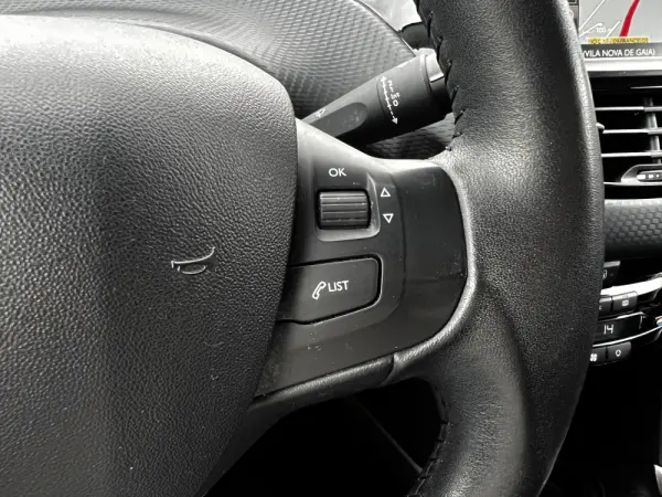 Peugeot 2008 1.2 PureTech Active 15