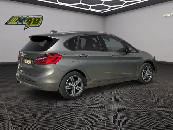 BMW 225xe Active Tourer Line Sport 5