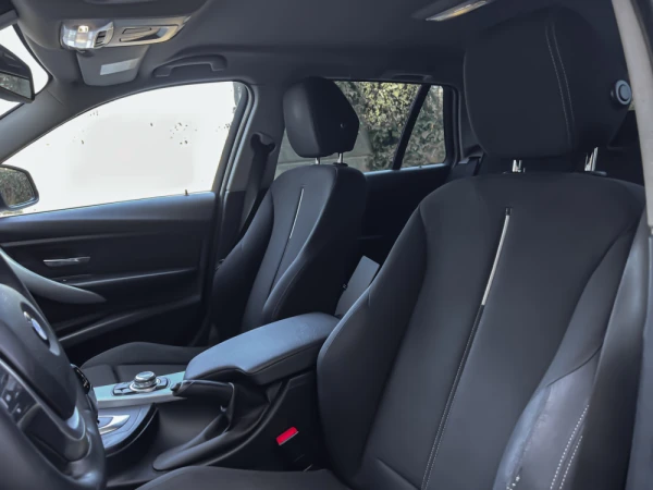 BMW 320 d Touring Auto Line Sport 7