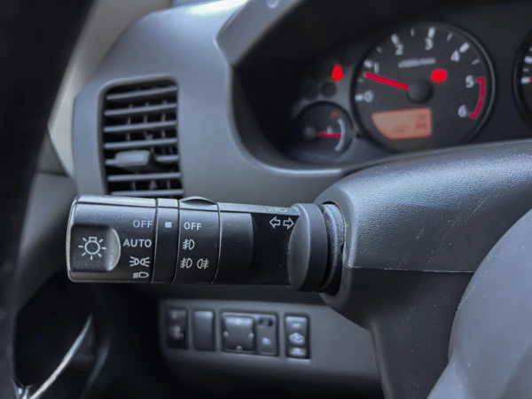 Nissan Navara Nav 2.5 dCi CD SE Comf+C-C+BDT 18