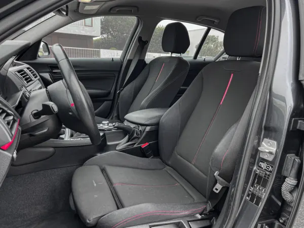 BMW 116 d EDynamics Line Sport 8