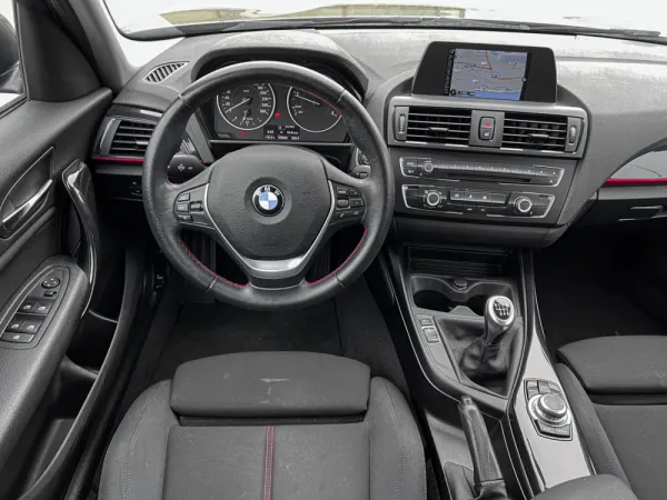 BMW 116 d EDynamics Line Sport 6