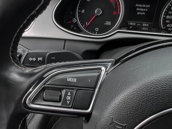 Audi A4 Avant 2.0 TDI multitronic S-line 11