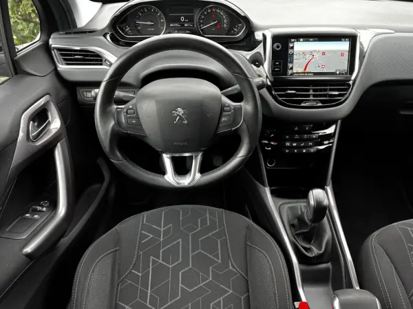 Peugeot 2008 1.2 PureTech Active 9