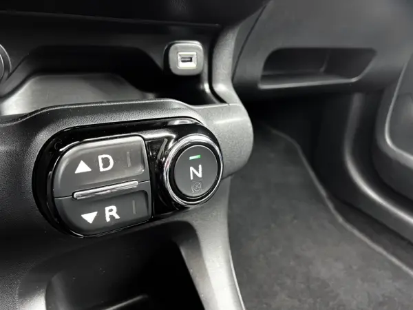 Citroën C4 Cactus 1.6 e-HDi Shine ETG6 13