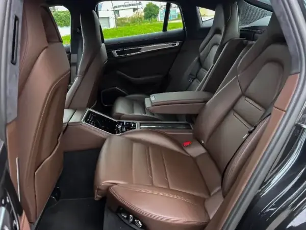 Porsche Panamera 14