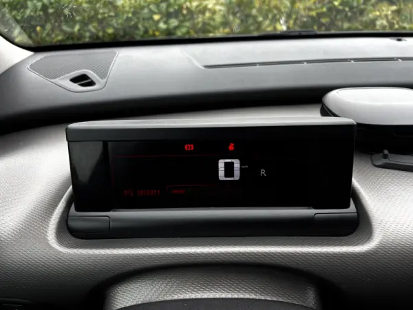 Citroën C4 Cactus 1.6 e-HDi Shine ETG6 15