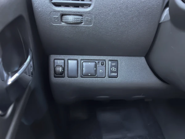 Nissan Navara Nav 2.5 dCi CD SE Comf+C-C+BDT 19