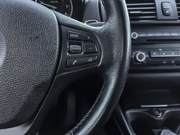 BMW 116 d Line Urban 13