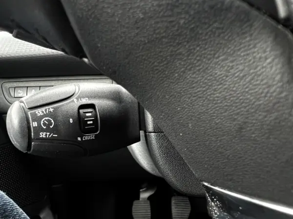 Peugeot 2008 1.2 PureTech Active 12