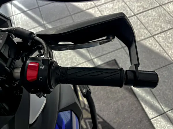 Suzuki v-strom 650 9