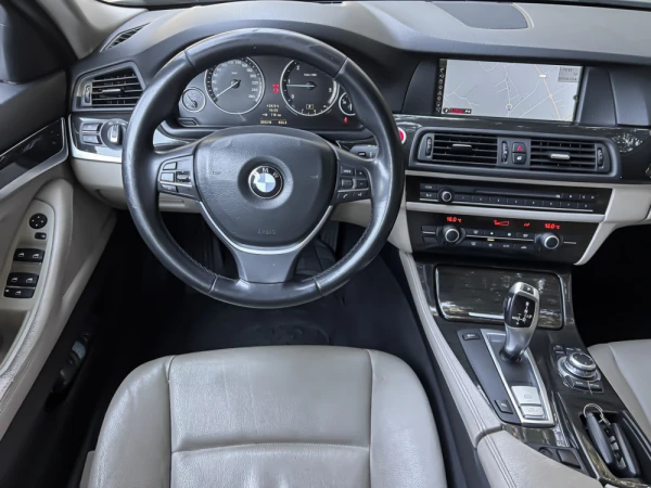 BMW 520 d Auto 7
