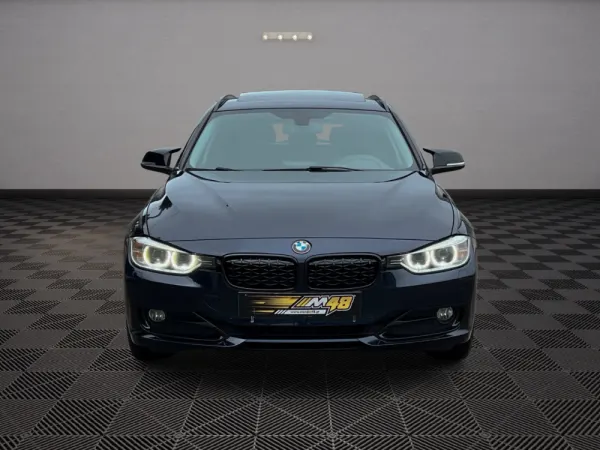 BMW 318 d Touring Auto Line Sport 2