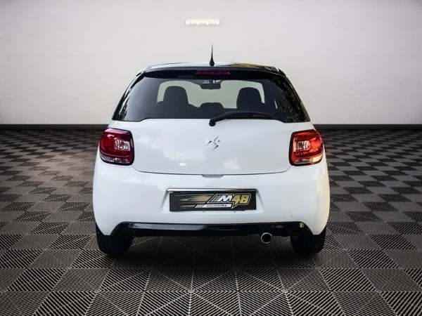Citroën DS3 1.2 VTi So Chic 5