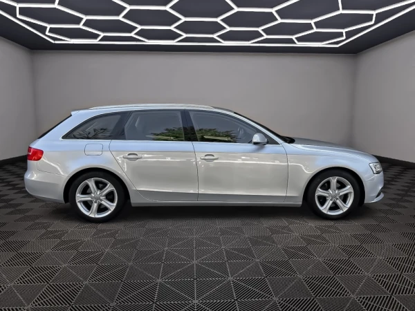 Audi A4 Avant 2.0 TDI Business Line Sport 5