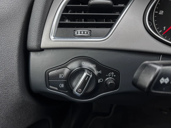 Audi A4 Avant 2.0 TDI S-line Multitronic 15