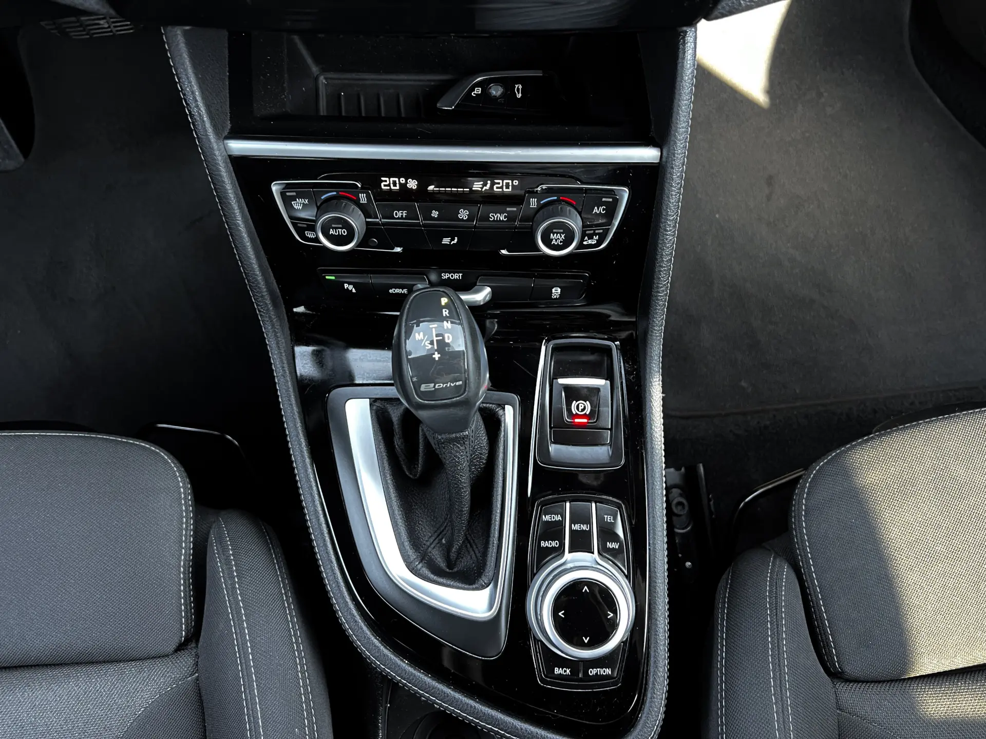 BMW 225xe Active Tourer Line Sport 10