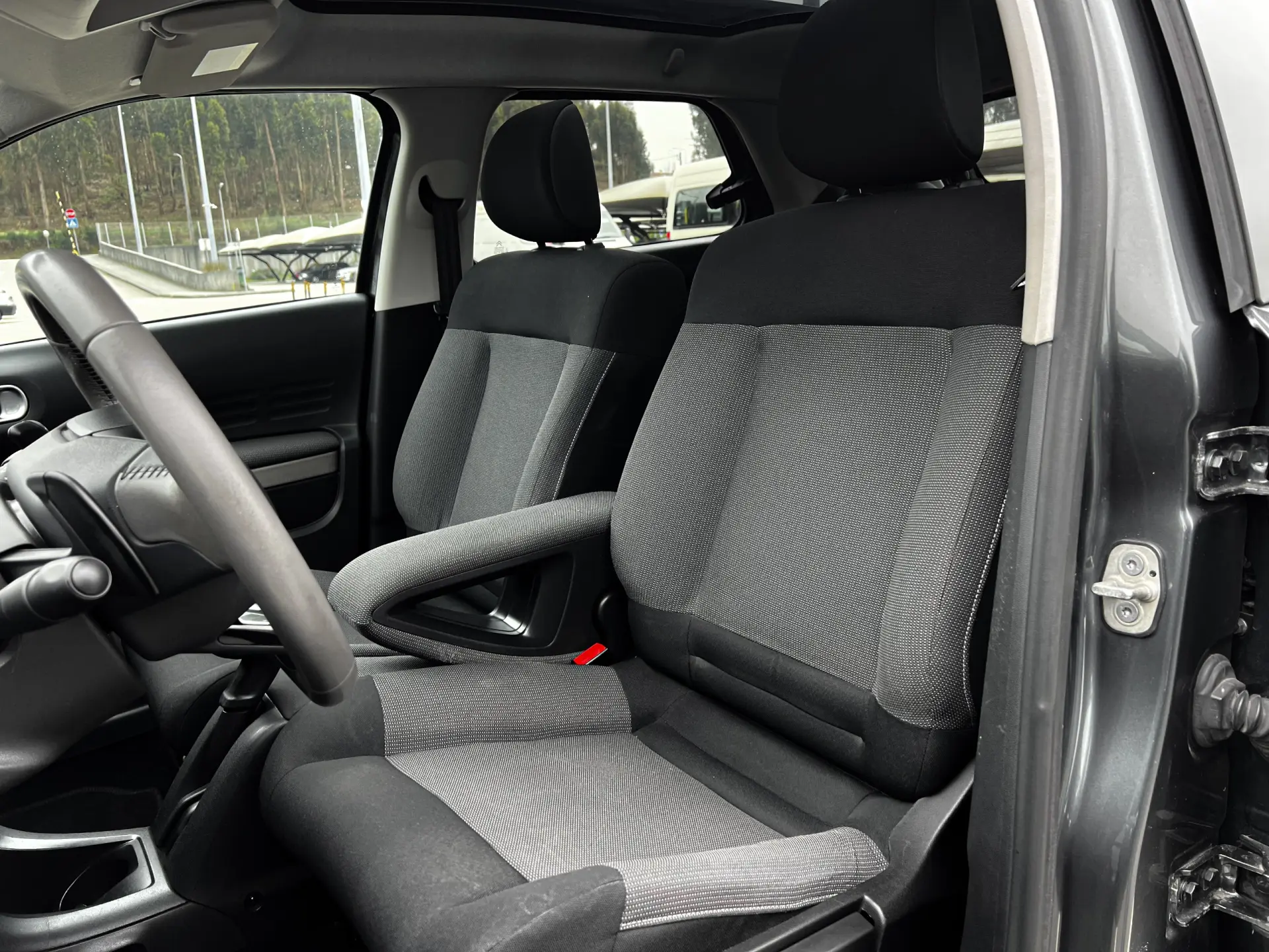 Citroën C4 Cactus 1.6 e-HDi Shine ETG6 11