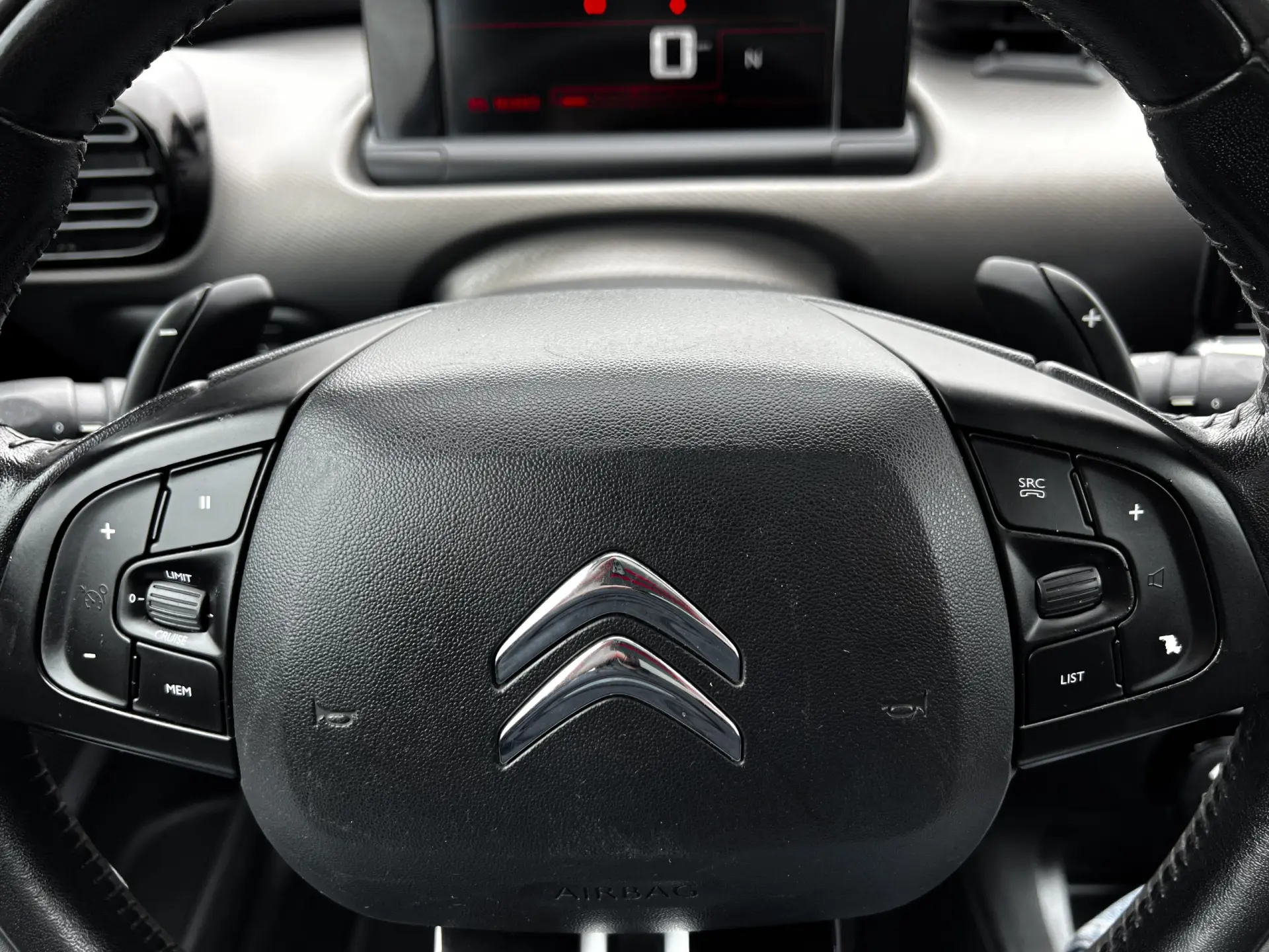 Citroën C4 Cactus 1.6 e-HDi Shine ETG6 14