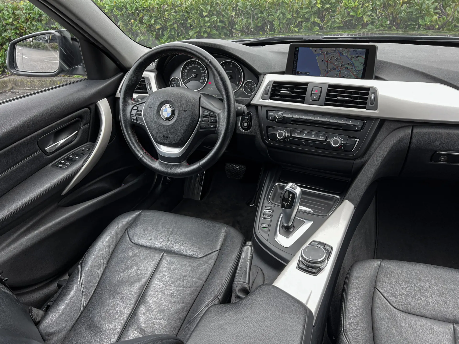 BMW 318 d Touring Auto 7