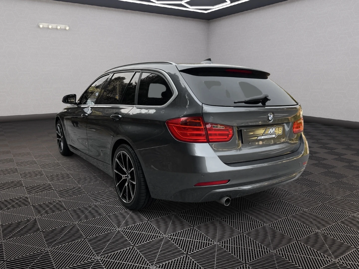 BMW 318 d Touring Auto Line Sport 4