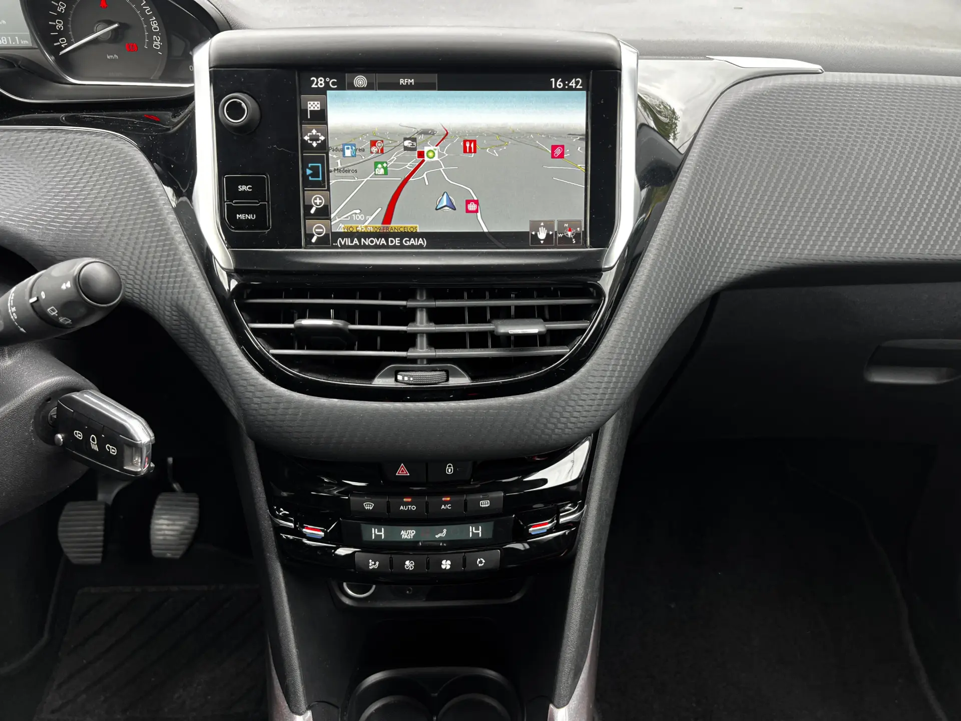 Peugeot 2008 1.2 PureTech Active 11