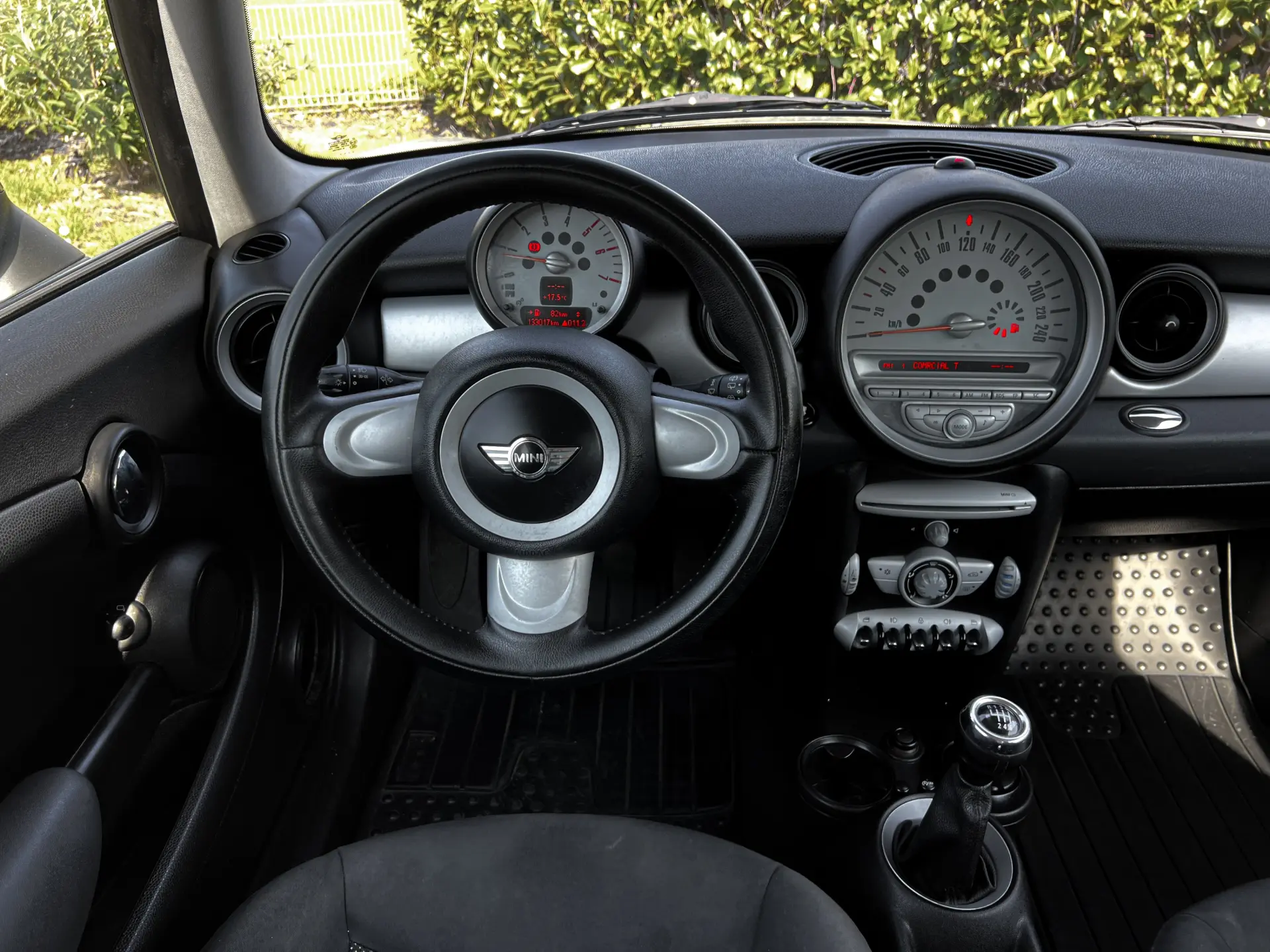 MINI 3 Portas Cooper D 6