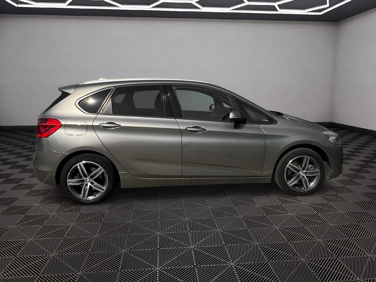 BMW 225xe Active Tourer Line Sport 4