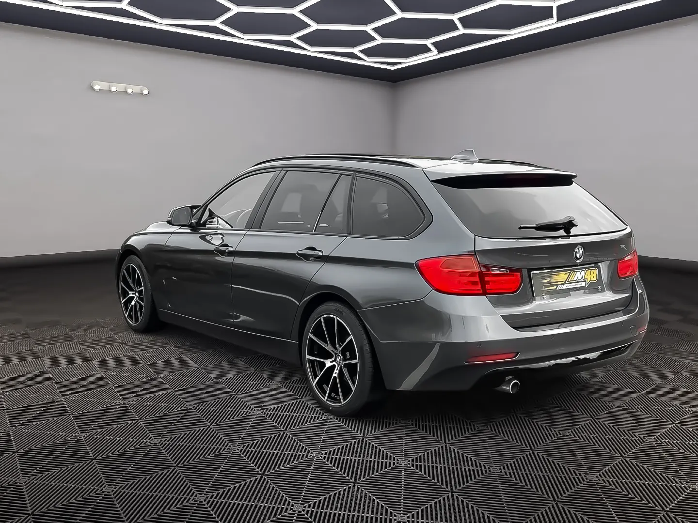 BMW 318 d Touring Auto 3